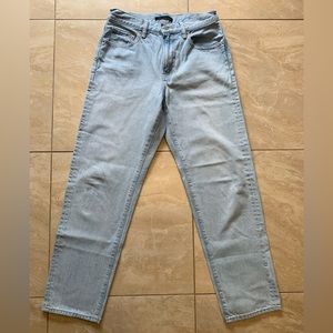 Uniqlo light wash denim jeans
